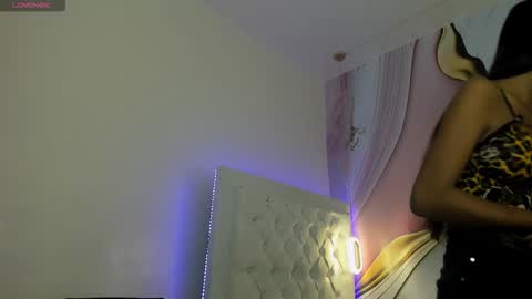 Snapshot of luna_star23 chatting on 19, 11, 2025 luna online show from 19, 11, 2025