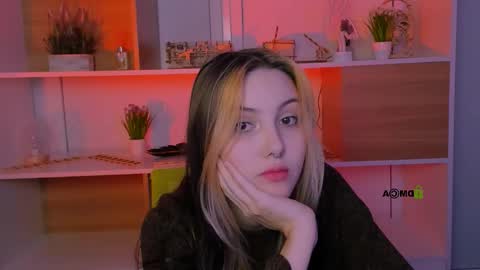 Snapshot of luna_tin chatting on 14, 10, 2025 Luna online show from 14, 10, 2025