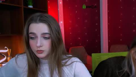 Snapshot of luna_tin chatting on 18, 11, 2025 Luna online show from 18, 11, 2025