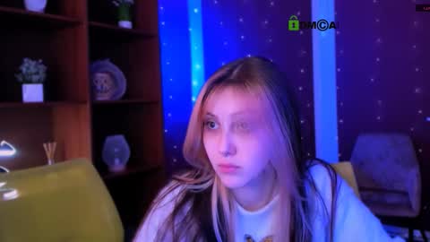 Snapshot of luna_tin chatting on 22, 11, 2025 Luna online show from 22, 11, 2025