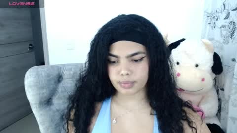 Snapshot of lunaa777 chatting on 22, 10, 2025 Tiana james online show from 22, 10, 2025