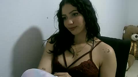lunaa_sub online show from 14, 2, 2025
