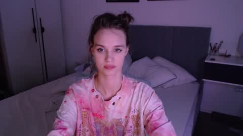 Luna online show from 17, 9, 2025