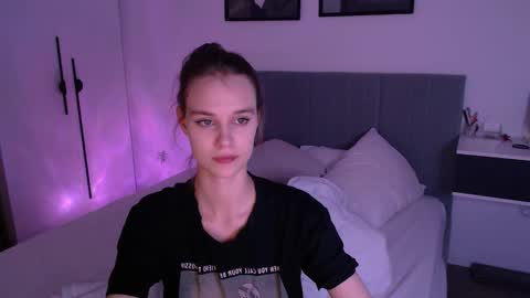 Luna online show from 5, 10, 2025
