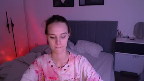 Luna online show from 6, 10, 2025