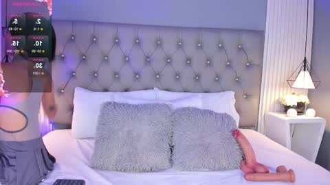 Luna  online show from 18, 12, 2025