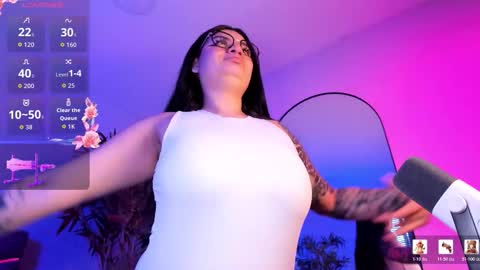 Luna Clarx online show from 2, 2, 2026