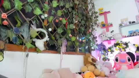 lunacristal_moon online show from 10, 1, 2025