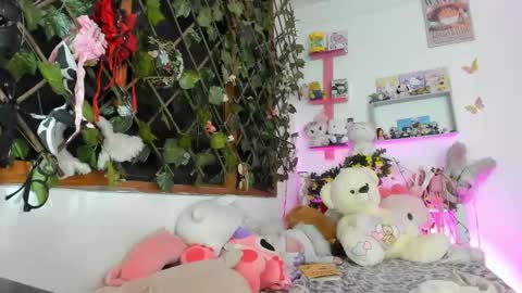 lunacristal_moon online show from 13, 2, 2025