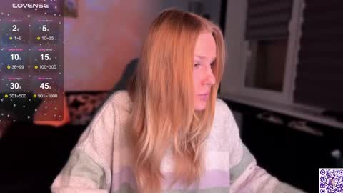 Snapshot of lunacyy chatting on 17, 11, 2025 Britney online show from 17, 11, 2025