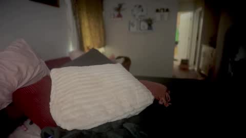 Luna Daddys Girl online show from 21, 3, 2026