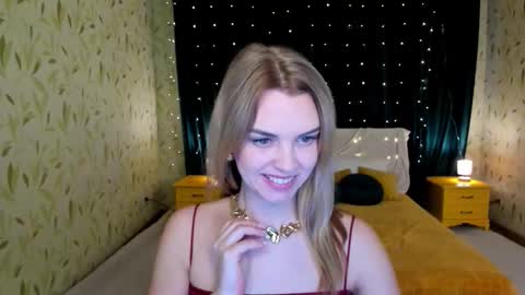 lunaflinn online show from 11, 2, 2026