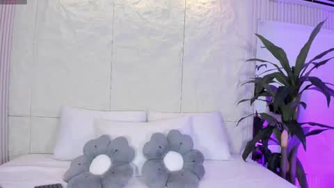 Luna  online show from 23, 3, 2026