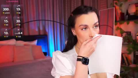 Snapshot of lunanight_ chatting on 17, 11, 2025 Luna next streams Mon Fri Sat Sun 8pm-5am gmt0 online show from 17, 11, 2025