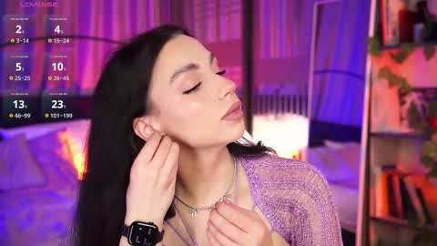 Snapshot of lunanight_ chatting on 23, 11, 2025 Luna next streams Mon Fri Sat Sun 8pm-5am gmt0 online show from 23, 11, 2025