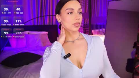 Snapshot of lunanight_ chatting on 16, 12, 2025 Luna next streams Mon Fri Sat Sun 8pm-5am gmt0 online show from 16, 12, 2025