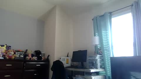 lunapixie2020 online show from 20, 2, 2025