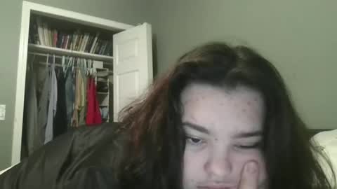 Snapshot of lunar_nightstar chatting on 15, 10, 2025 lunar_nightstar online show from 15, 10, 2025