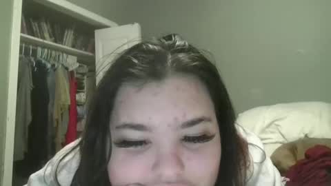 Snapshot of lunar_nightstar chatting on 2, 11, 2025 lunar_nightstar online show from 2, 11, 2025