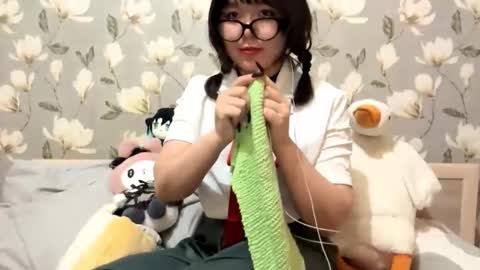 Yuna online show from 15, 10, 2025