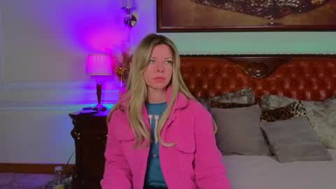 Luna Rishi online show from 3, 2, 2026