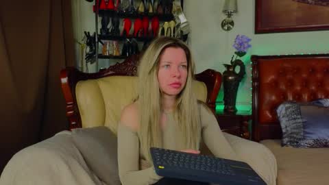 Luna Rishi online show from 21, 3, 2026