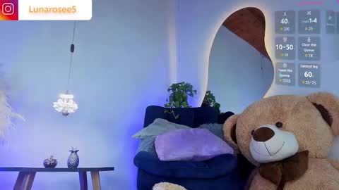 Luna online show from 13, 10, 2025