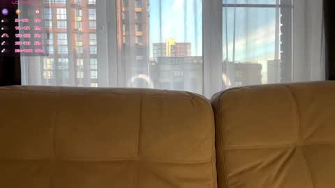 Snapshot of lunarspark chatting on 26, 11, 2025 Michelle online show from 26, 11, 2025