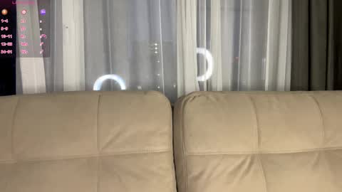 Snapshot of lunarspark chatting on 15, 12, 2025 Michelle online show from 15, 12, 2025