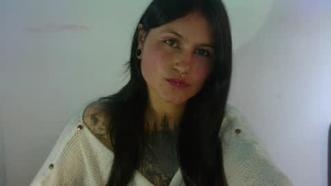 Luna online show from 22, 1, 2025