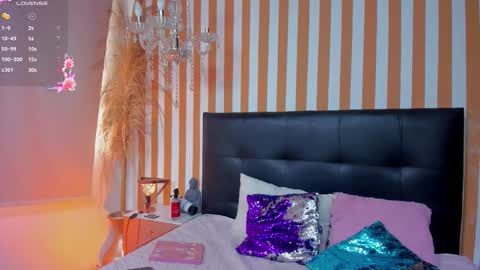 Luna Toledo online show from 3, 2, 2026