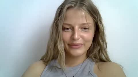 Luna  online show from 9, 9, 2025