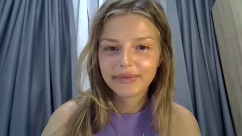 Luna  online show from 18, 9, 2025