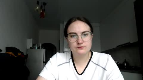 lunavelvet3 online show from 16, 11, 2025