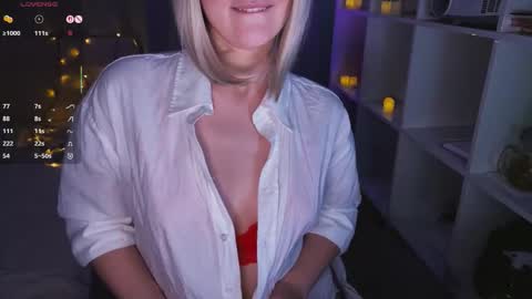 LunaXLoverx online show from 21, 11, 2025