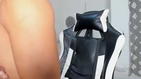 lunay_bigcock420 online show from 21, 10, 2025