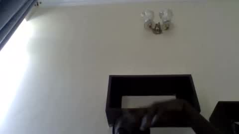 luo_queen online show from 14, 3, 2026