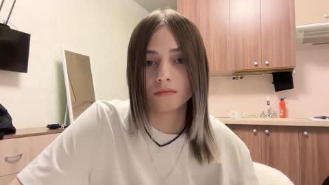 May online show from 30, 10, 2025