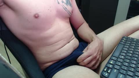 Snapshot of lushboy90 chatting on 24, 11, 2025 lushboy90 online show from 24, 11, 2025