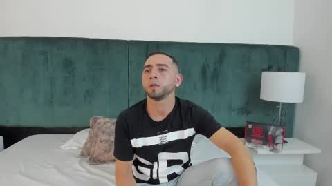 Snapshot of lushian_luna chatting on 1, 11, 2025 Lushian And Luna online show from 1, 11, 2025