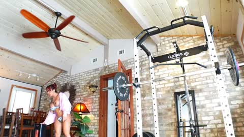 SHOWS ALL MONDAY WEDNESDAYFRIDAYSATURDAY  IN THE MORNING online show from 6, 1, 2025