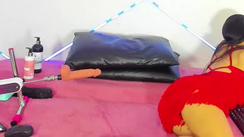 Lussie  online show from 26, 10, 2025