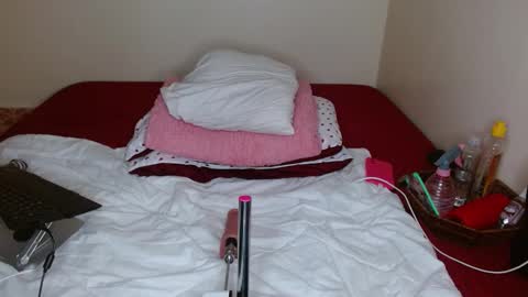 lustrous-choco online show from 11, 3, 2026