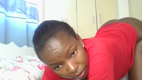 Snapshot of lustrousnerd chatting on 13, 10, 2025 Noreh online show from 13, 10, 2025