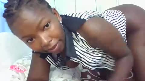 Snapshot of lustrousnerd chatting on 14, 11, 2025 Noreh online show from 14, 11, 2025