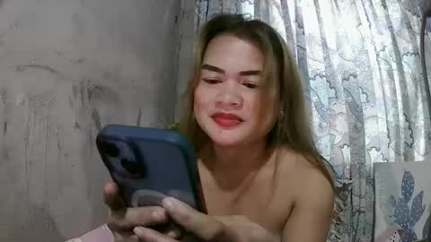 Snapshot of lusty_babe25 chatting on 27, 2, 2026 Flora Mae online show from 27, 2, 2026