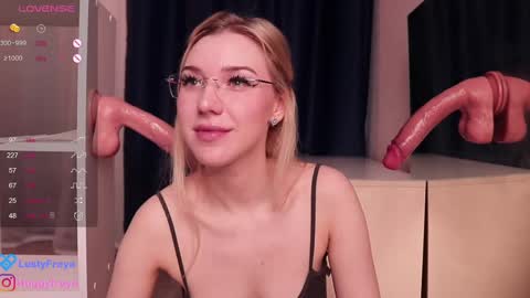 Freya    online show from 13, 2, 2025