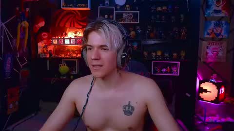 Snapshot of lustymatt chatting on 16, 11, 2025 lustymatt online show from 16, 11, 2025