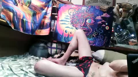 Snapshot of luv2licuplz chatting on 23, 2, 2025 Luv2licUplz online show from 23, 2, 2025