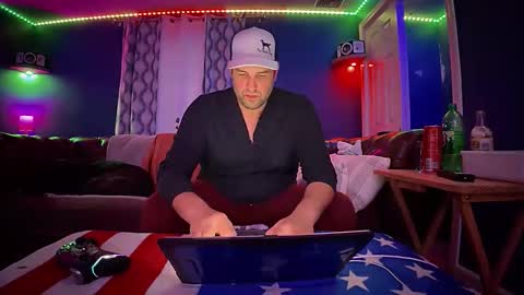 luv2watch1980 online show from 11, 11, 2025